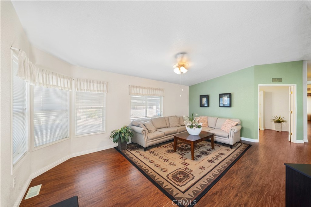 1201 W Valencia Drive 236