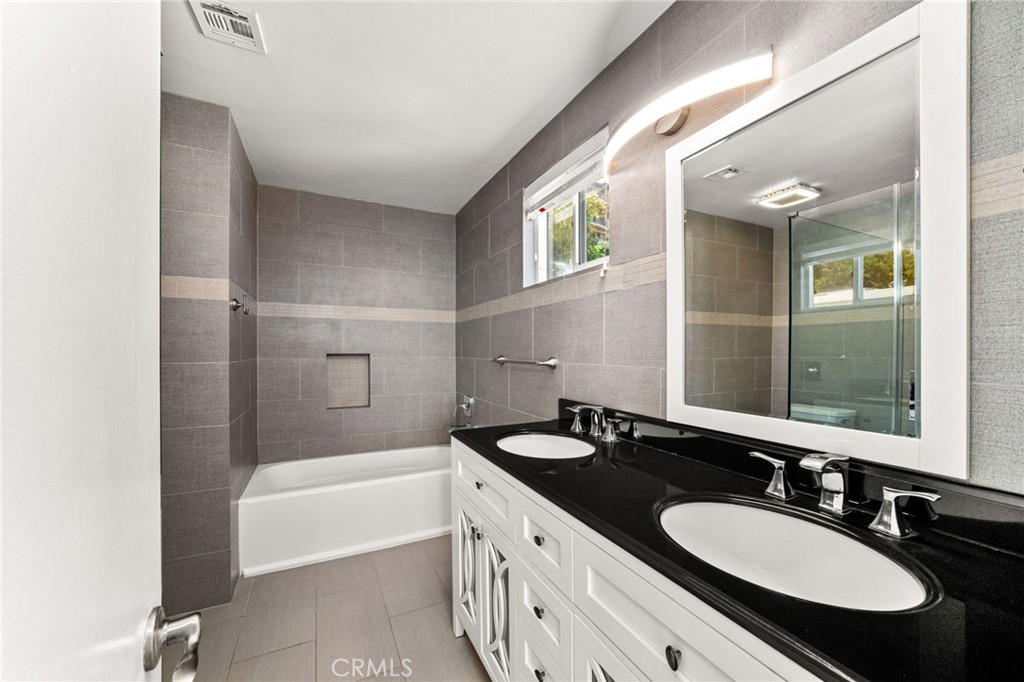 3751 Prestwick Drive