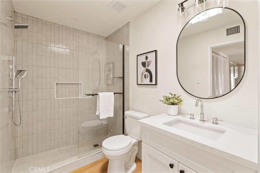 2270 Stanley Avenue 3B