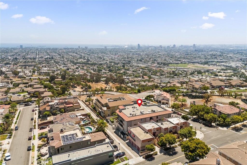 2270 Stanley Avenue 3B