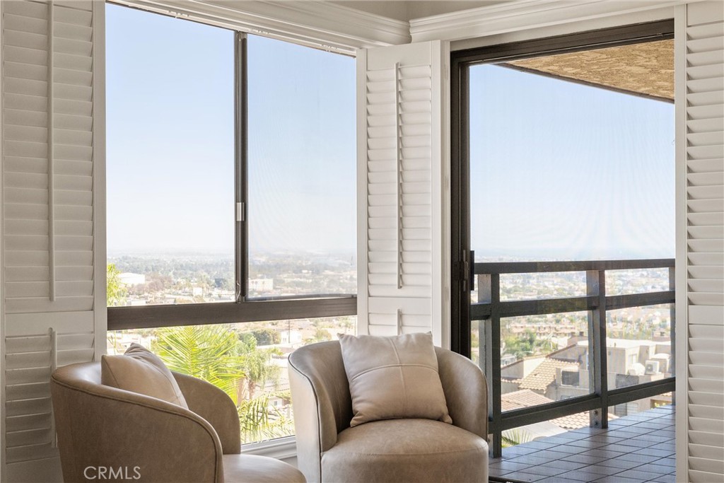 2270 Stanley Avenue 3B