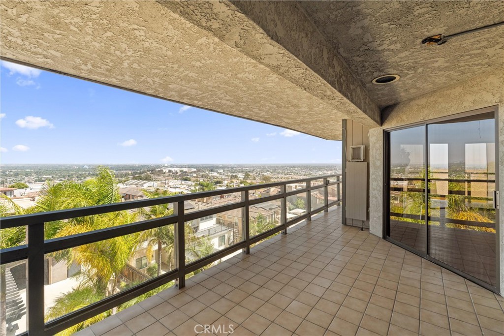 2270 Stanley Avenue 3B