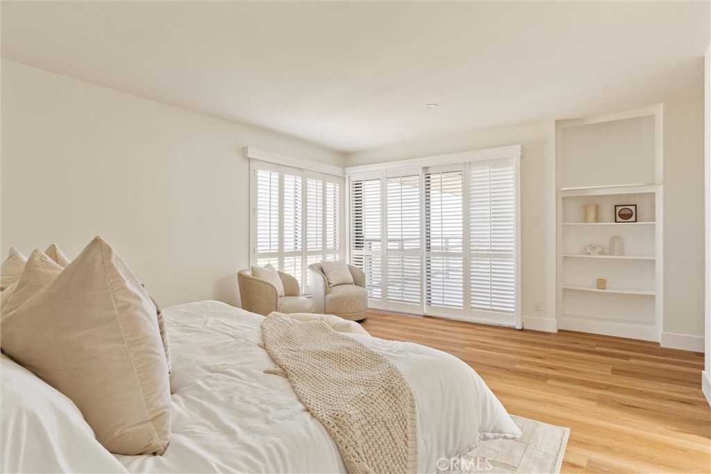 2270 Stanley Avenue 3B