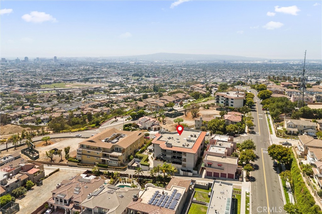 2270 Stanley Avenue 3B