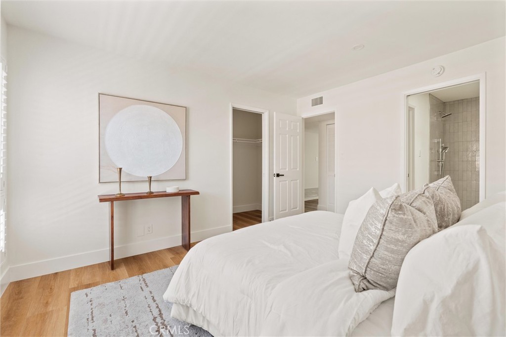 2270 Stanley Avenue 3B