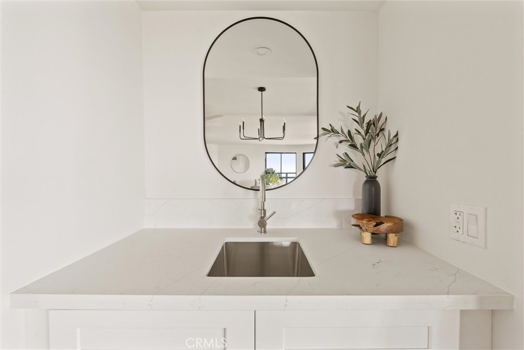 2270 Stanley Avenue 3B