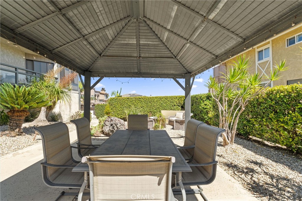 2270 Stanley Avenue 3B