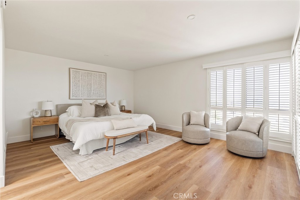 2270 Stanley Avenue 3B