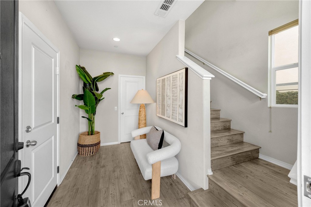 8252 Orangethorpe Avenue