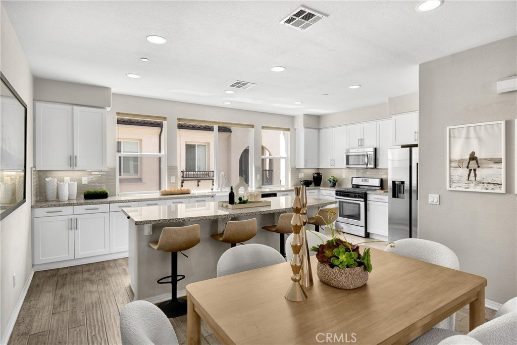 8252 Orangethorpe Avenue