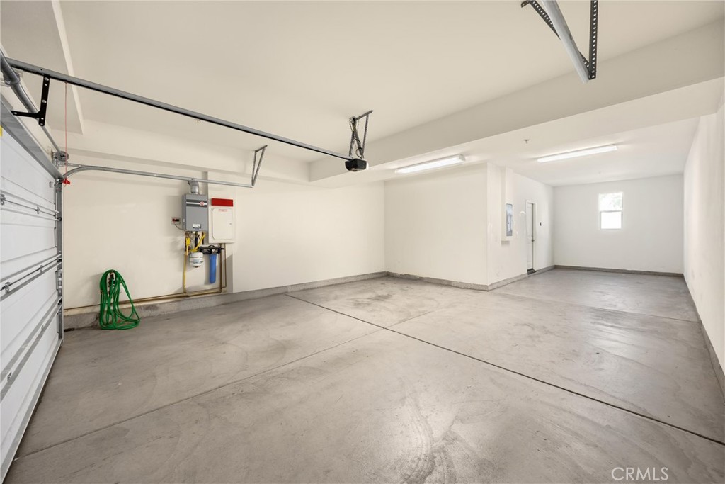 8252 Orangethorpe Avenue