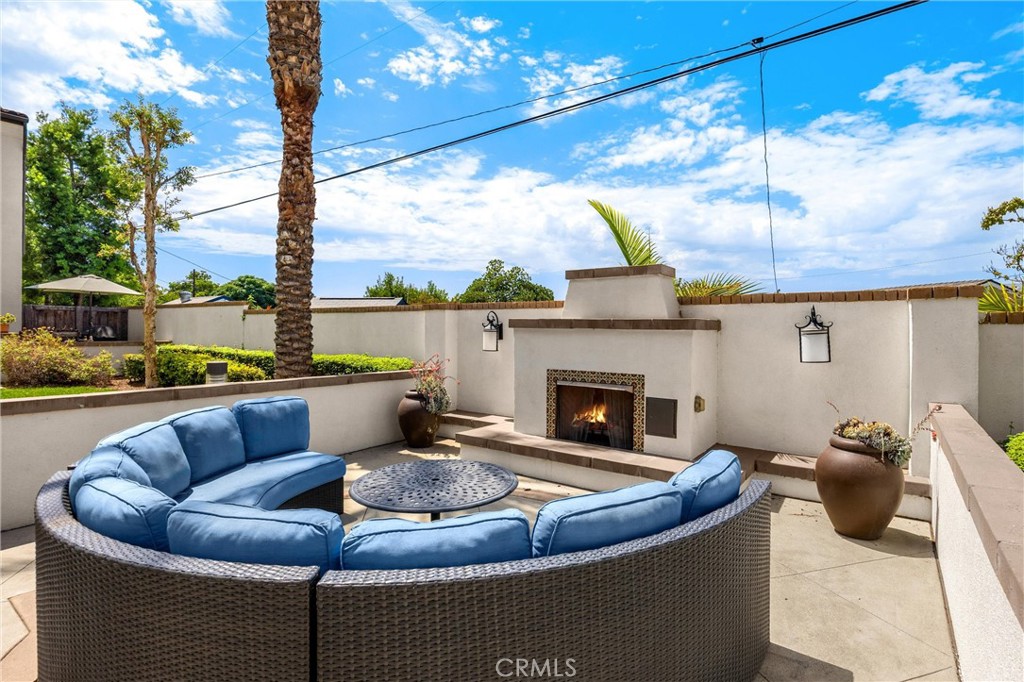 8252 Orangethorpe Avenue