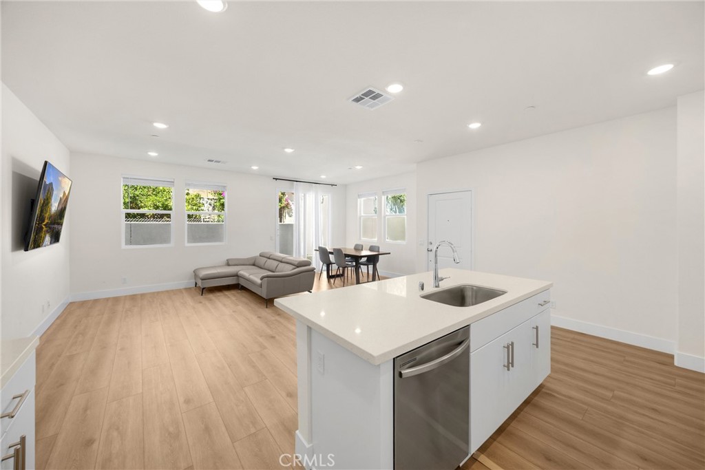 300 Vista Drive 94