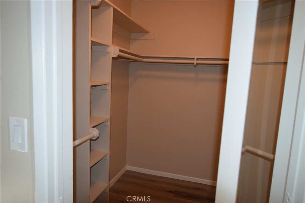 2229 E Vermont Avenue