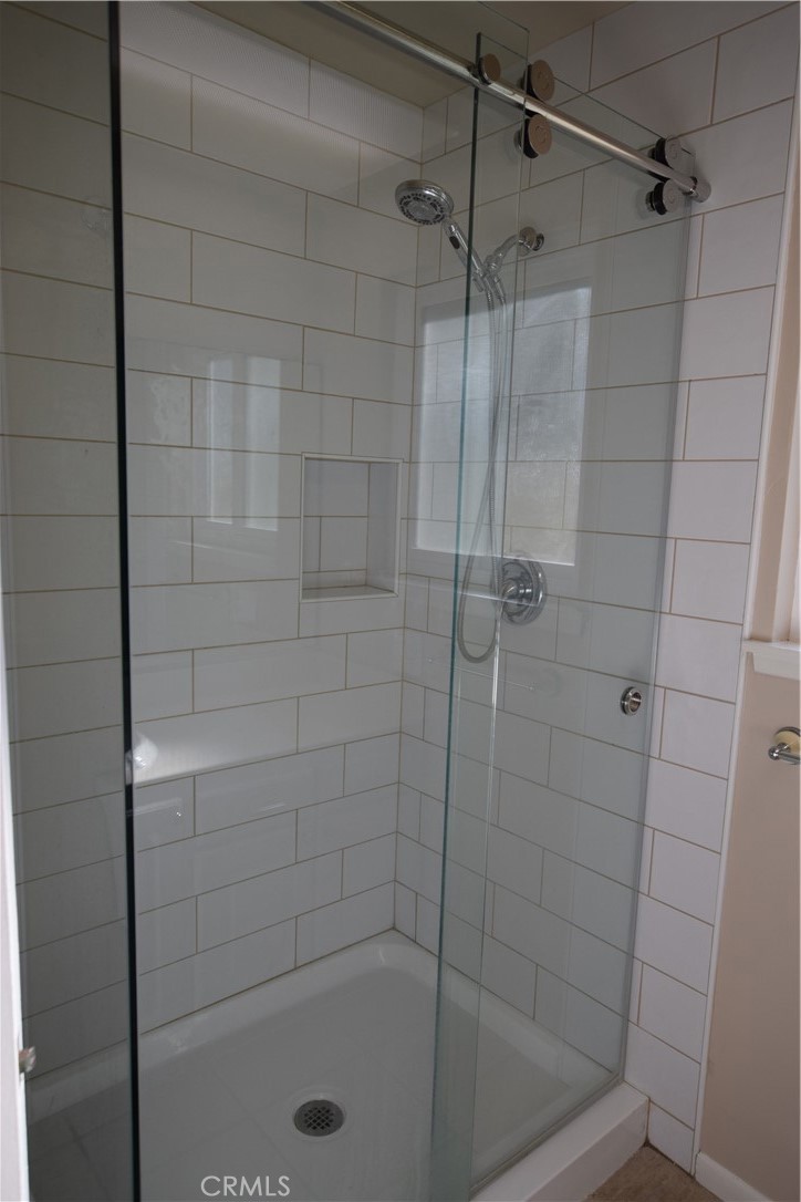 2229 E Vermont Avenue