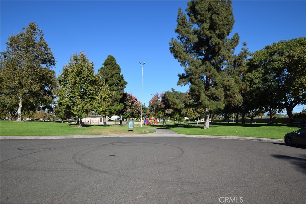 2229 E Vermont Avenue