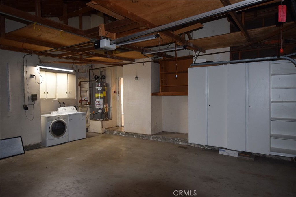 2229 E Vermont Avenue