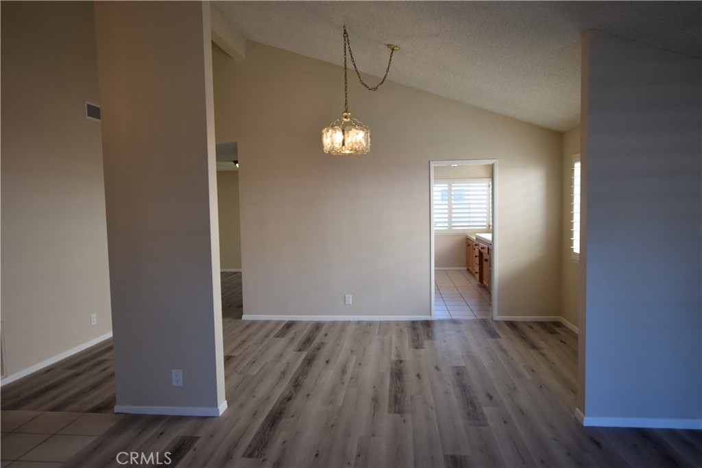 2229 E Vermont Avenue