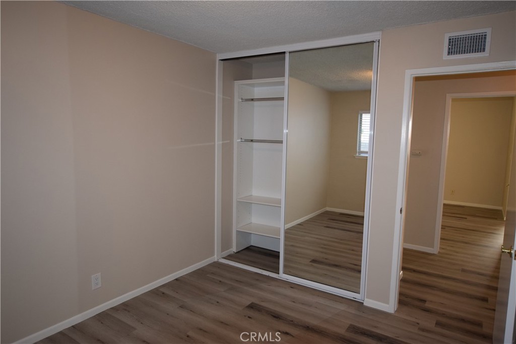 2229 E Vermont Avenue