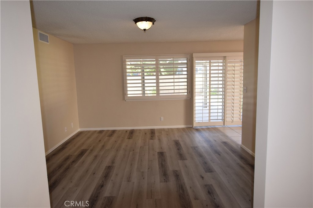 2229 E Vermont Avenue