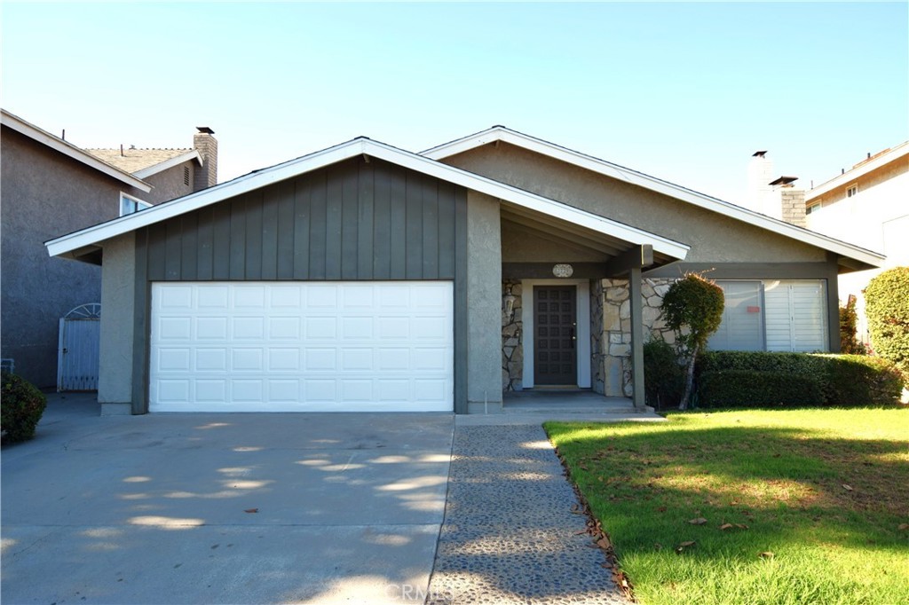 2229 E Vermont Avenue