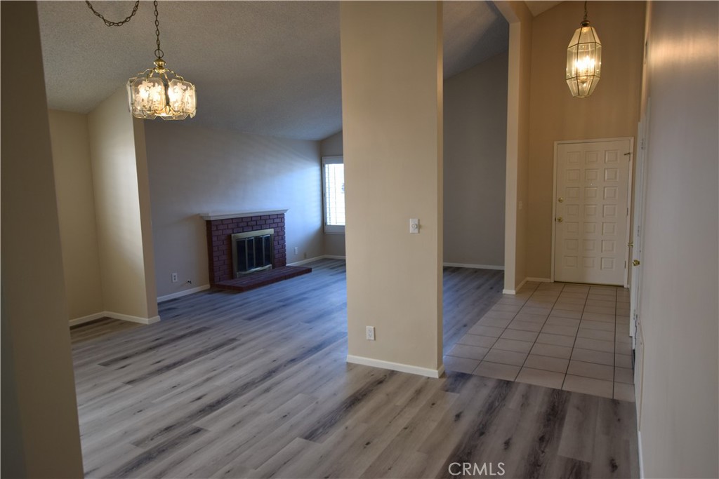 2229 E Vermont Avenue