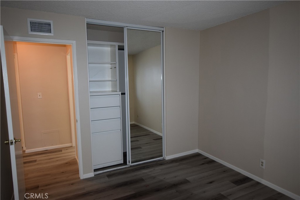 2229 E Vermont Avenue