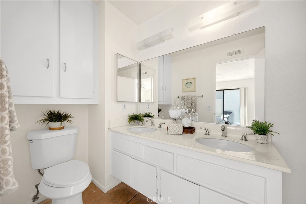 10417 Hayford St Street C