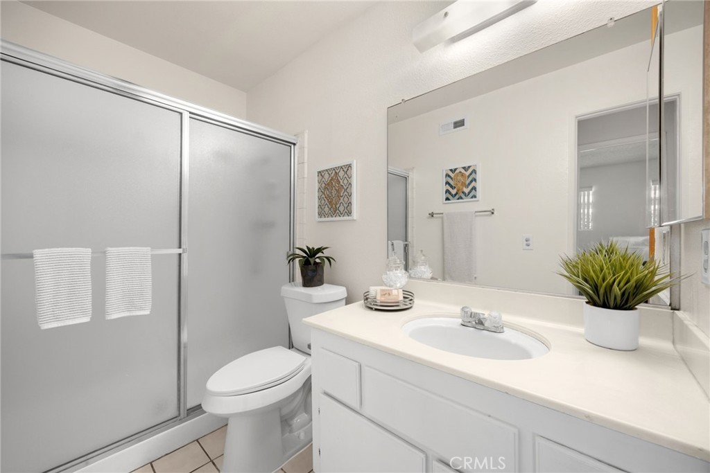 10417 Hayford St Street C