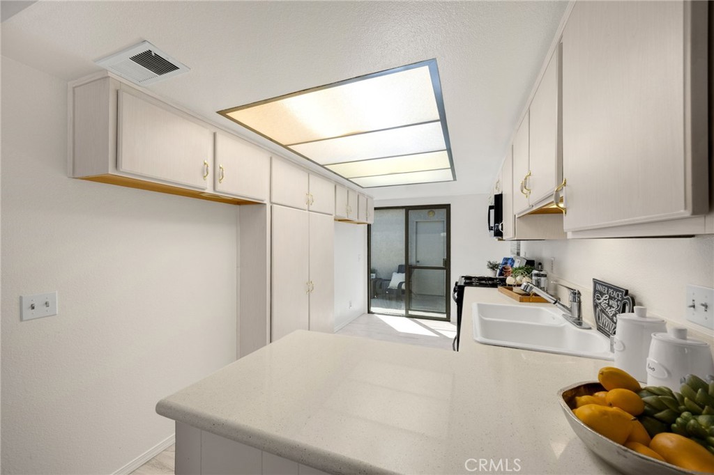 10417 Hayford St Street C