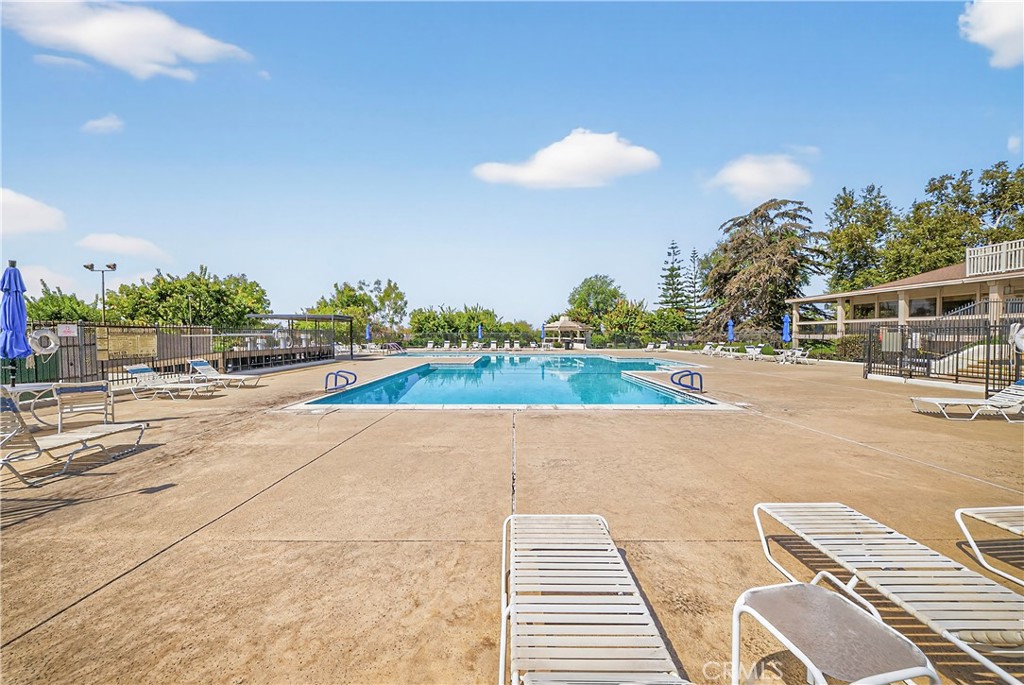 15920 Alta Vista Drive 2C