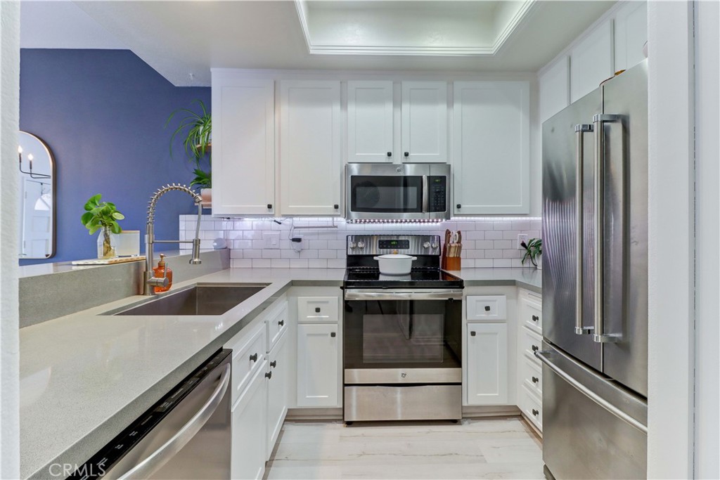 2960 Champion Way 1814