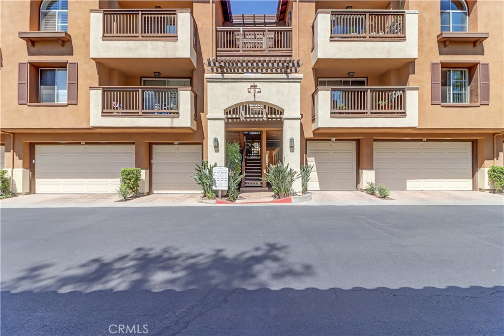 2960 Champion Way 1814