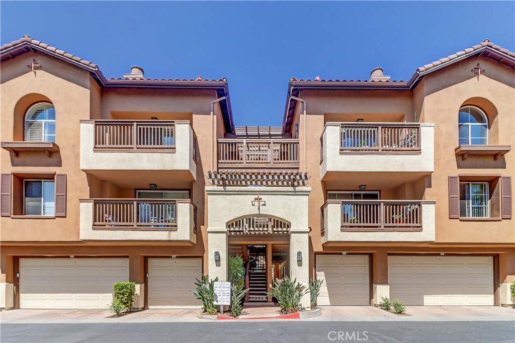 2960 Champion Way 1814