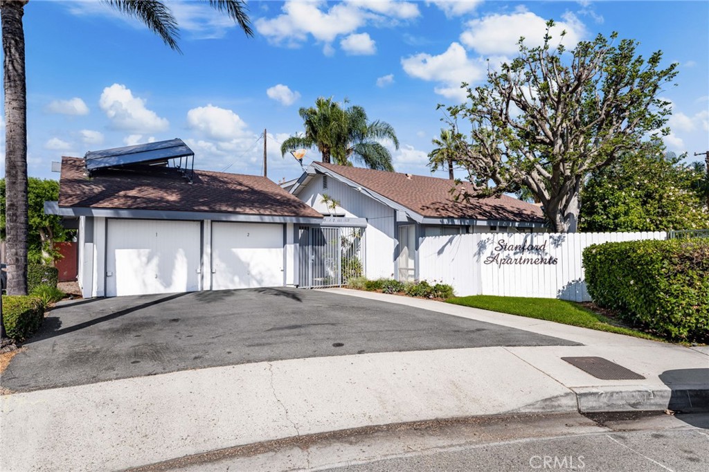 111 N Stanford Avenue