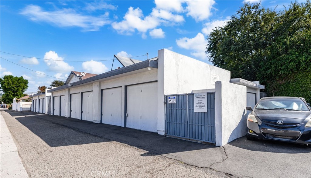 111 N Stanford Avenue