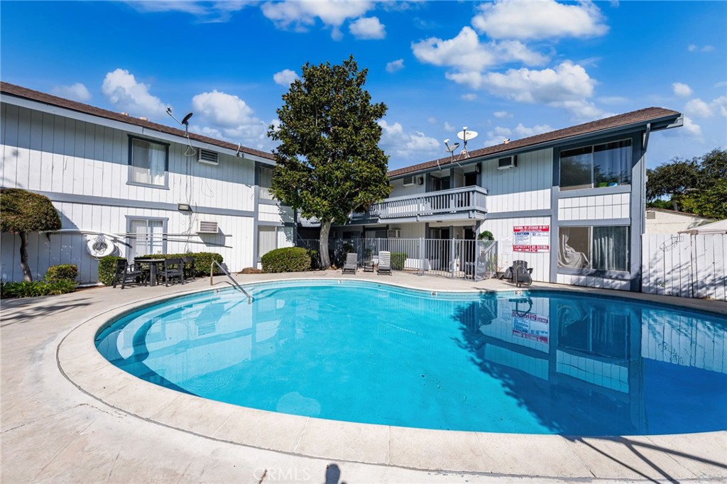 111 N Stanford Avenue