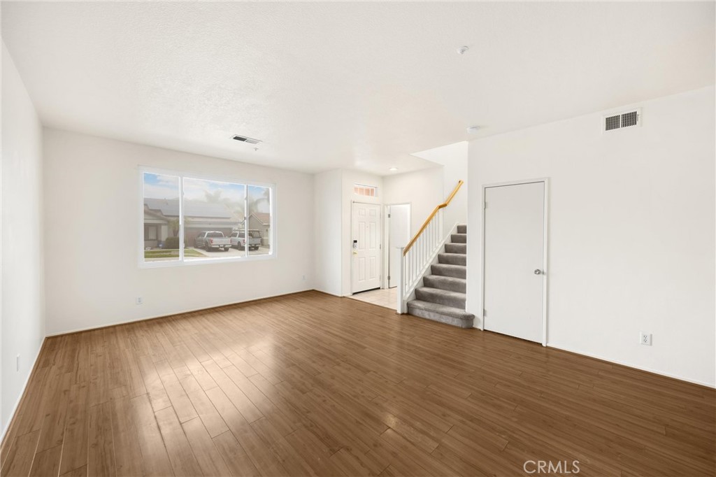 1443 Sutherland Drive