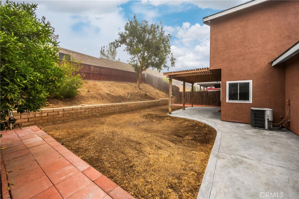 1443 Sutherland Drive