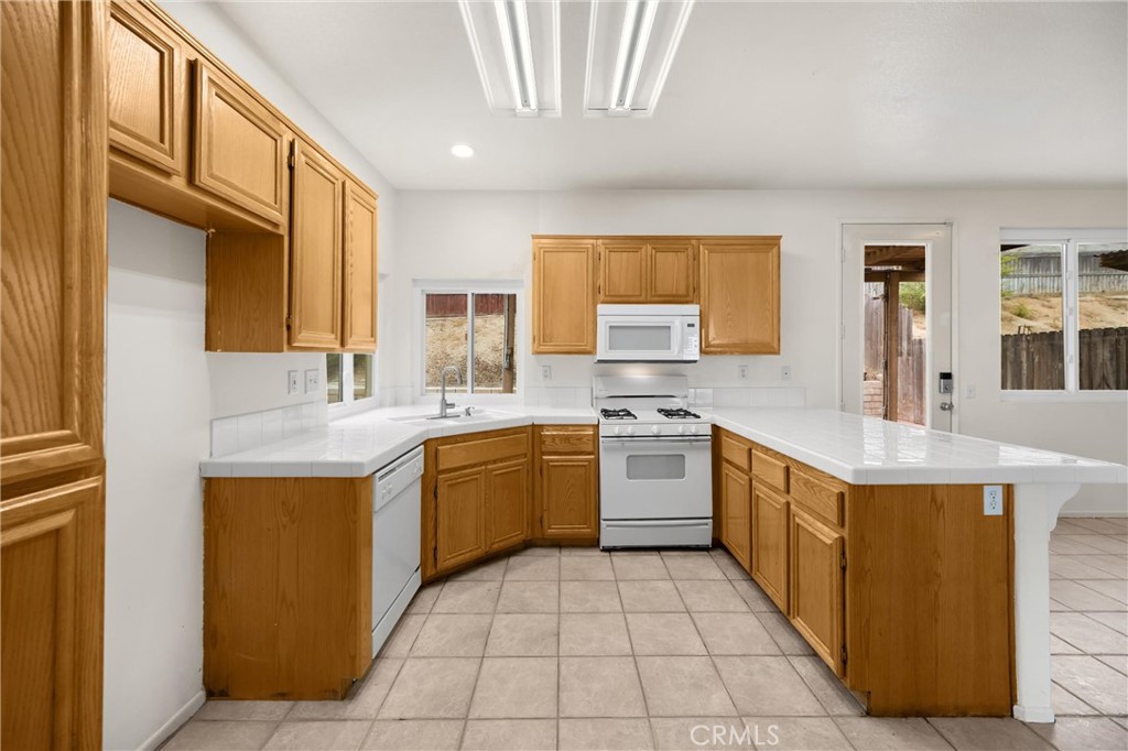 1443 Sutherland Drive