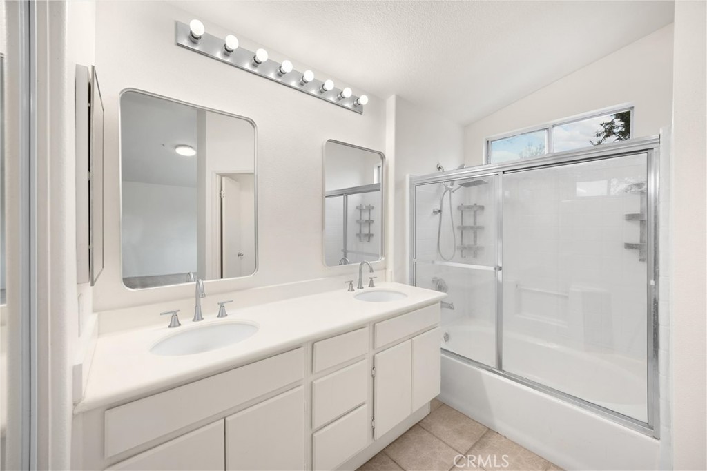 1443 Sutherland Drive