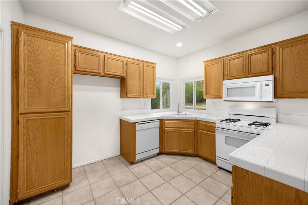 1443 Sutherland Drive