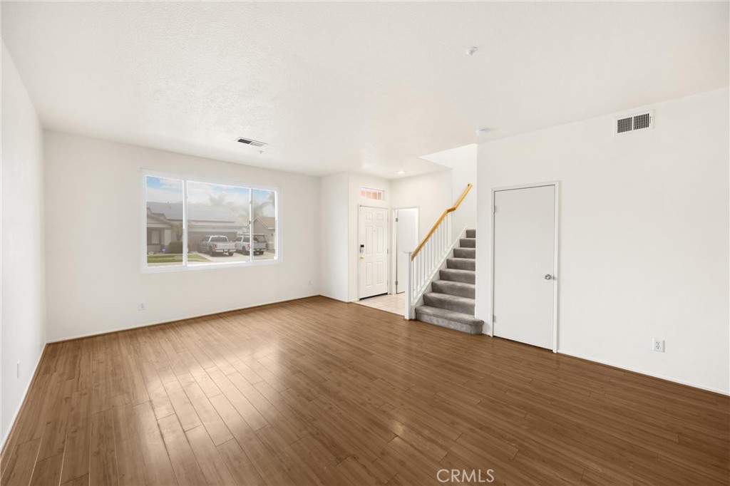 1443 Sutherland Drive