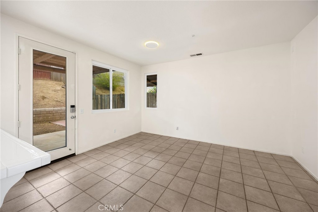 1443 Sutherland Drive