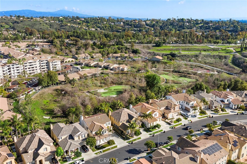 2556 Pearblossom Street