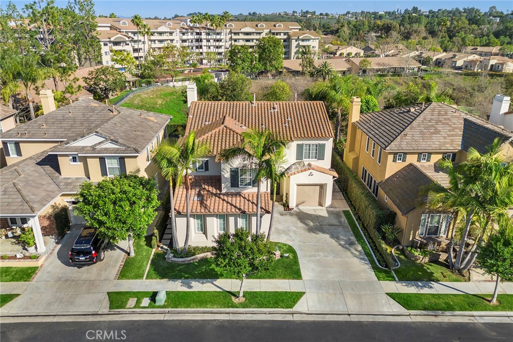 2556 Pearblossom Street