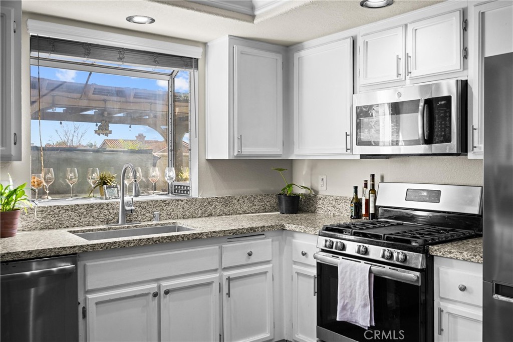 39548 39548 Garin Drive