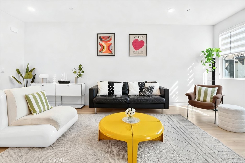 5006 Belmont