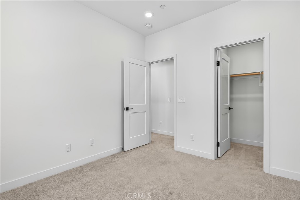 5006 Belmont