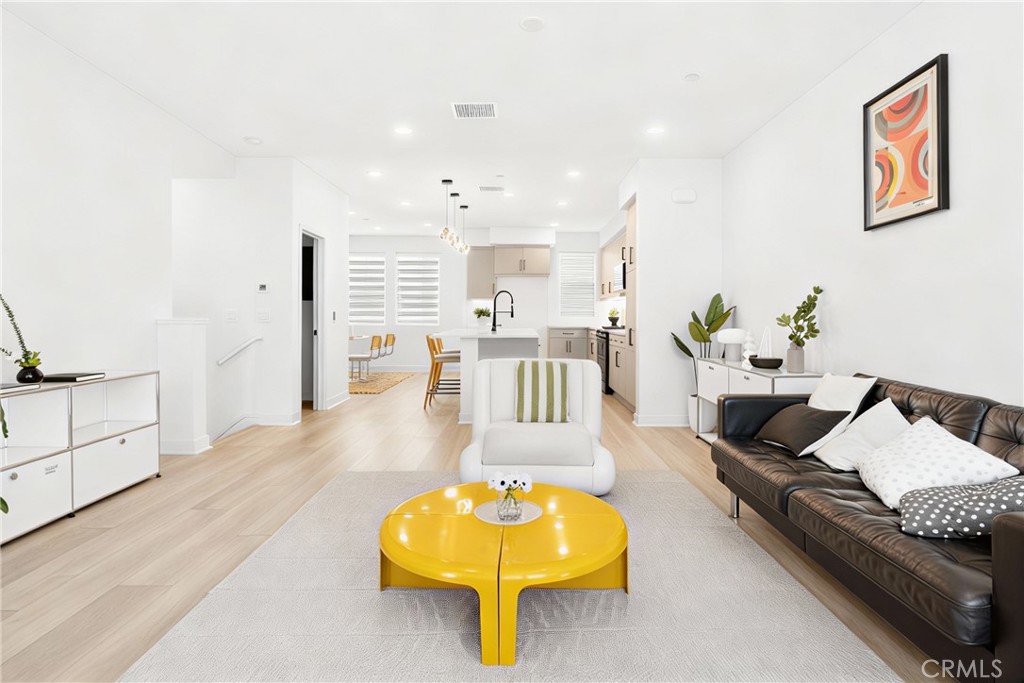 5006 Belmont